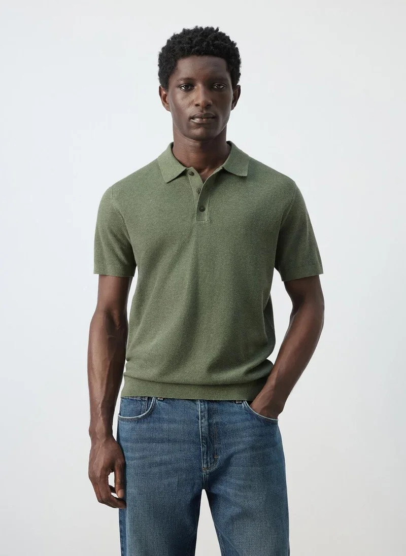 Mango Man Fine knit polo shirt with microstructure