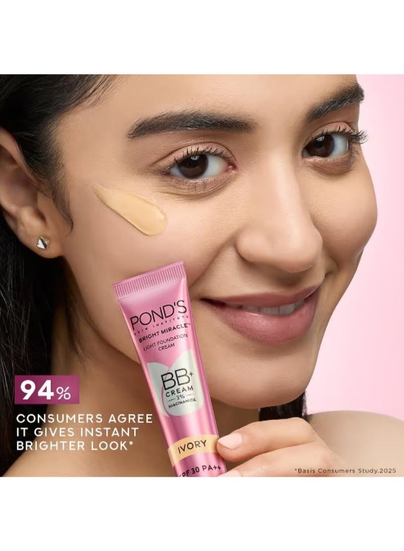 Pond's Bright Miracle Light Foundation BB+ Cream - Ivory 18g | 3% Niacinamide | SPF 30 PA++ | All-in-One Cover Care Protect - Image 4