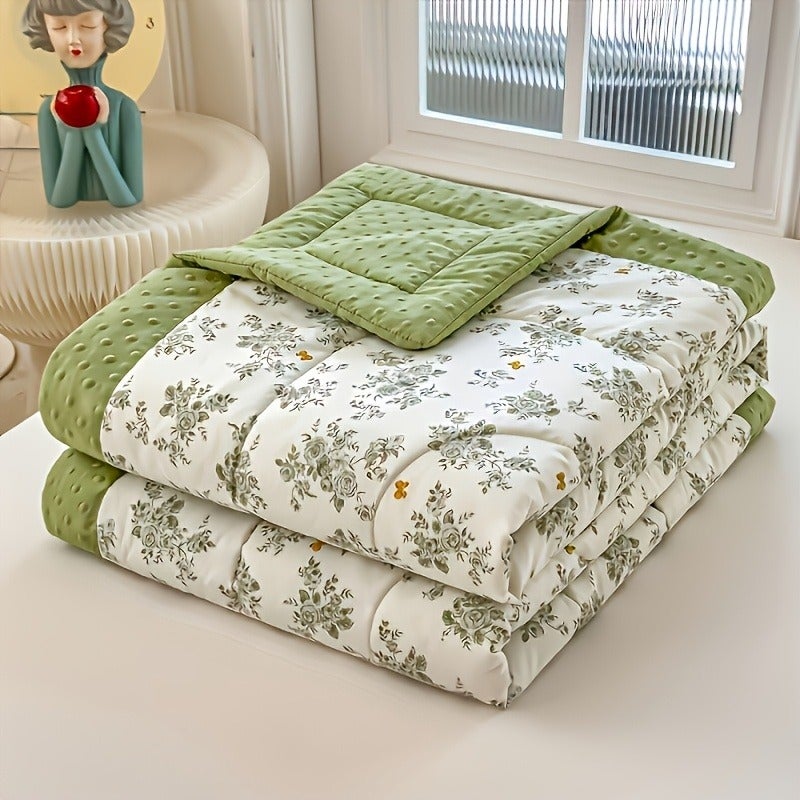 Lightweight Quilt, Cooling Summer Quilt with a Cool-to-the-touch Bean-like Texture, Thin Comforter, Cooling Blanket, Floral Pattern, Microfiber Filling, Suitable for All 4 Seasons, Ideal for Bedrooms, Hotels, Guest Rooms, and Other Settings - Image 2