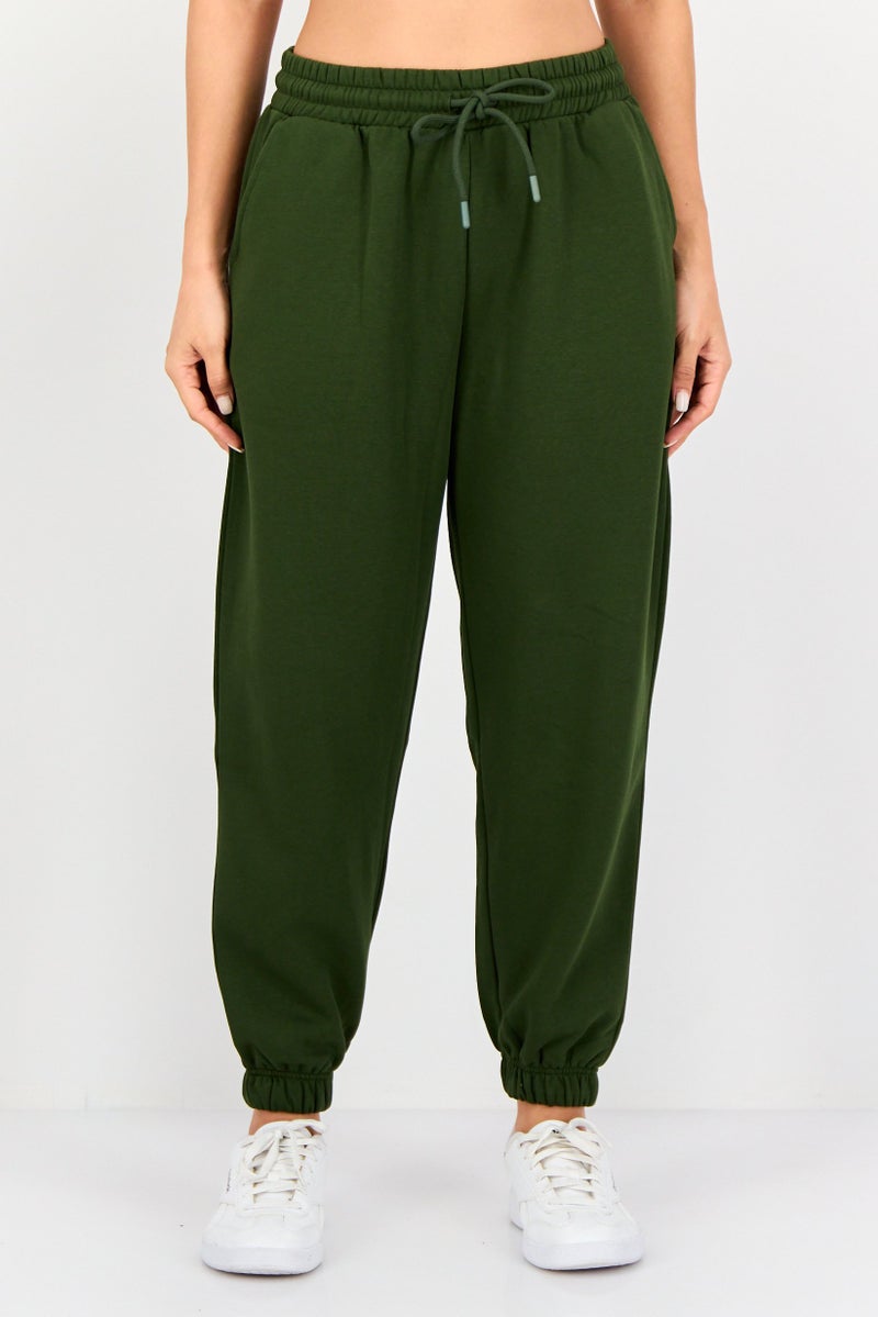 Levi's سروال جوجر عادي للنساء، زيتوني داكن - Image 1