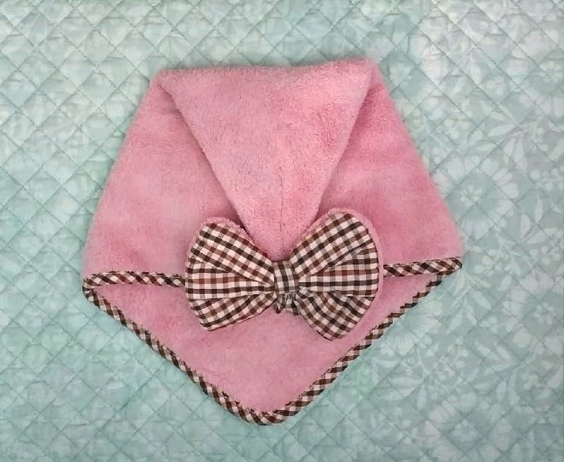 Magnusdeal Cartoon Hanging Hand Towel for Home Kitchen Bathroom Office Microfiber Absorbent Cute Cartoon Expression Hand Towel for Kitchen and Bathroom (1 Pc) (Tie, Pink) - Image 1