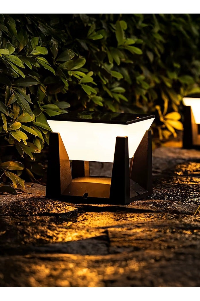 مودي مصباح شمسي خارجي للأعمدة – حجم متوسط، 3 ألوان إضاءة، مستشعر حركة، مقاوم للماء IP65، تشغيل تلقائي من الغروب للفجر – قطعة واحدة - Image 1