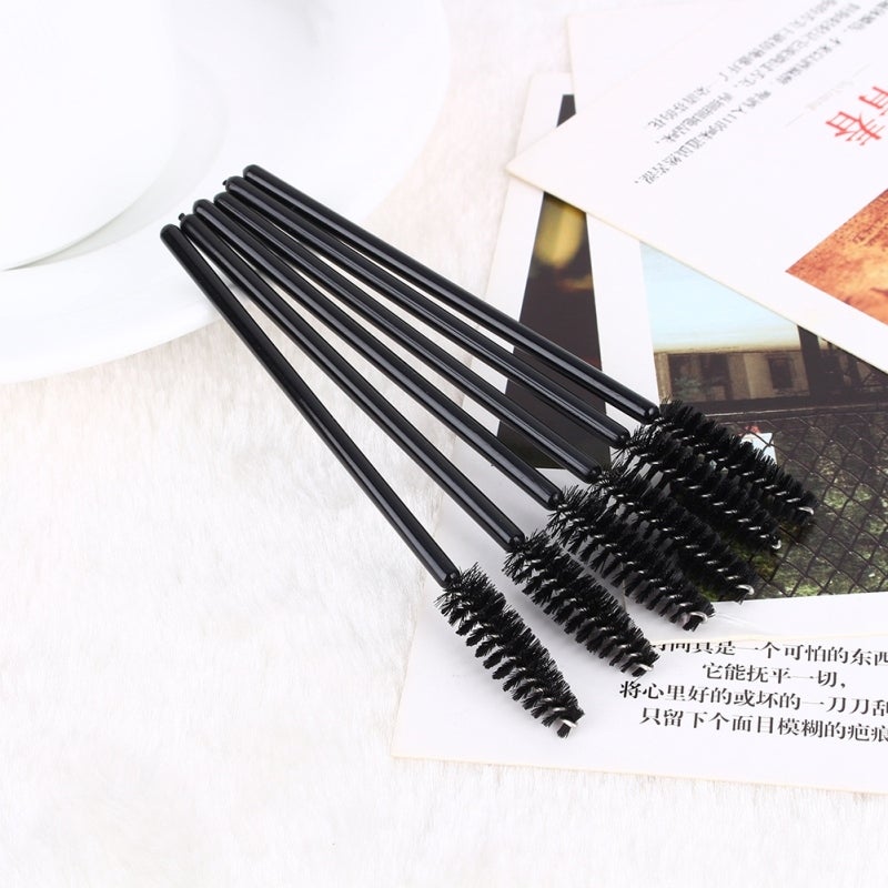 Disposable Eyelash Brush: Safe Healthy Material, Lightweight Small Size, Easy To Use - Mascara Applicator For Separating Eyelashes, Business Trips, Everyday Usage - Image 5
