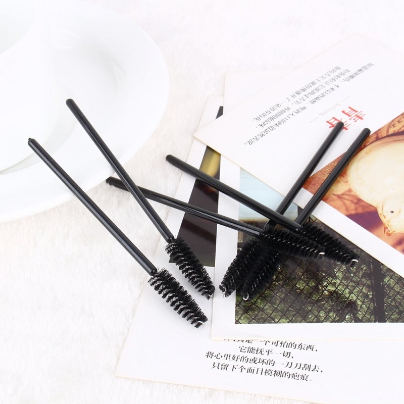 Disposable Eyelash Brush: Safe Healthy Material, Lightweight Small Size, Easy To Use - Mascara Applicator For Separating Eyelashes, Business Trips, Everyday Usage - Image 4
