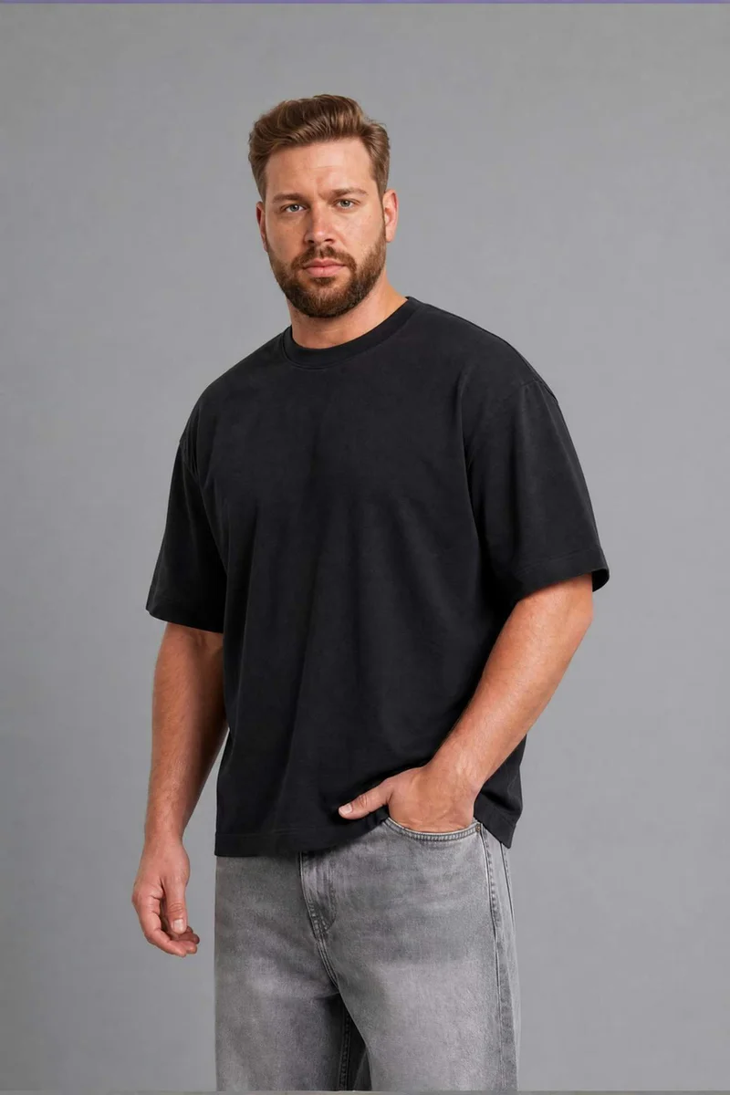 ديفاكتو Plus Size Boxy Fit T-Shirt