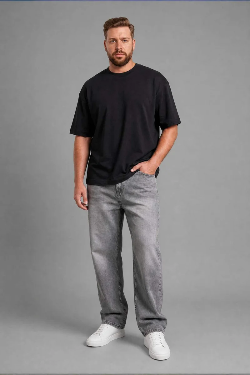 ديفاكتو Plus Size Boxy Fit T-Shirt