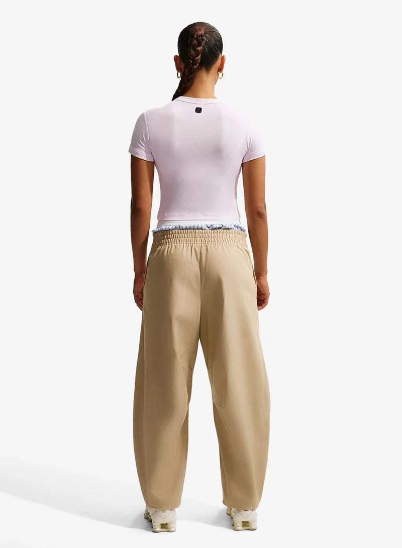 نايكي شورتس تي شيرت برسومات