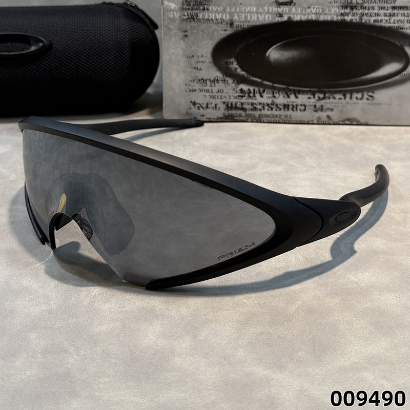 Oakley Matte Black Wrap Around Prizm Sports Sunglasses UV400 Windproof Polarized Cycling Driving Shades for Men Windproof Anti-Glare - Image 1