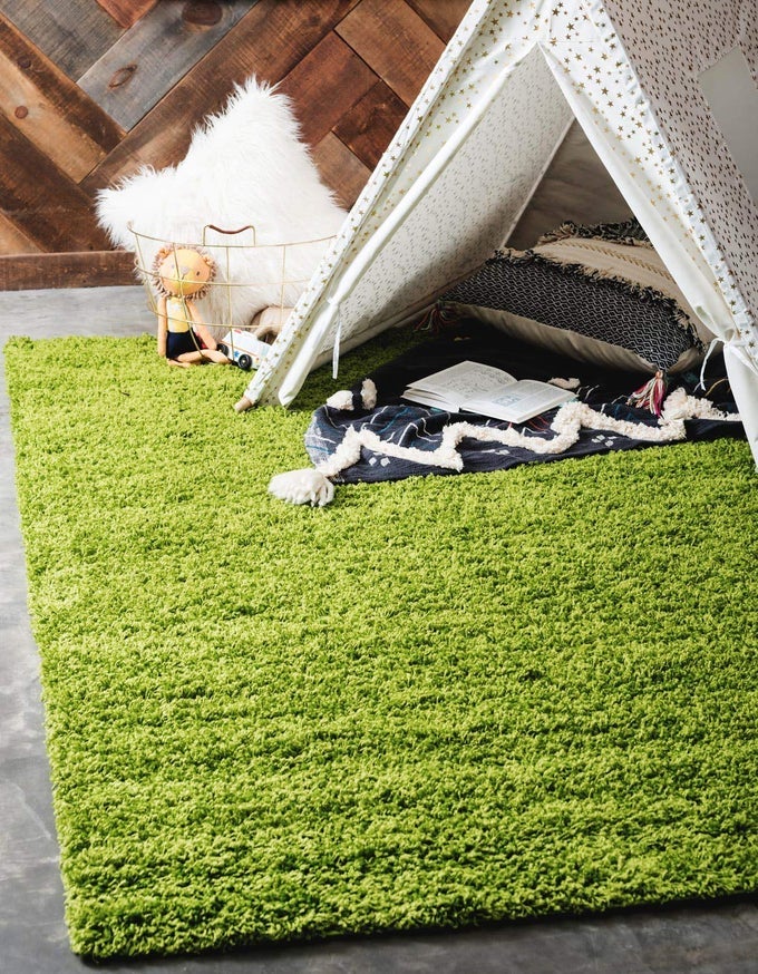 SOLID SHAG COLLECTION AREA RUG 5 1 X 8 RECTANGLE GRASS GREEN