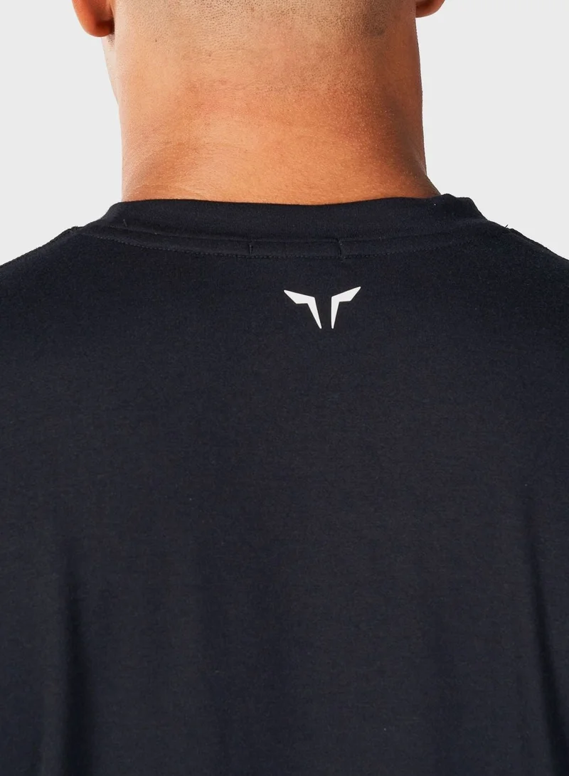Squatwolf Black Oversized Pump Cover T-Shirt for Men | Best Price UAE