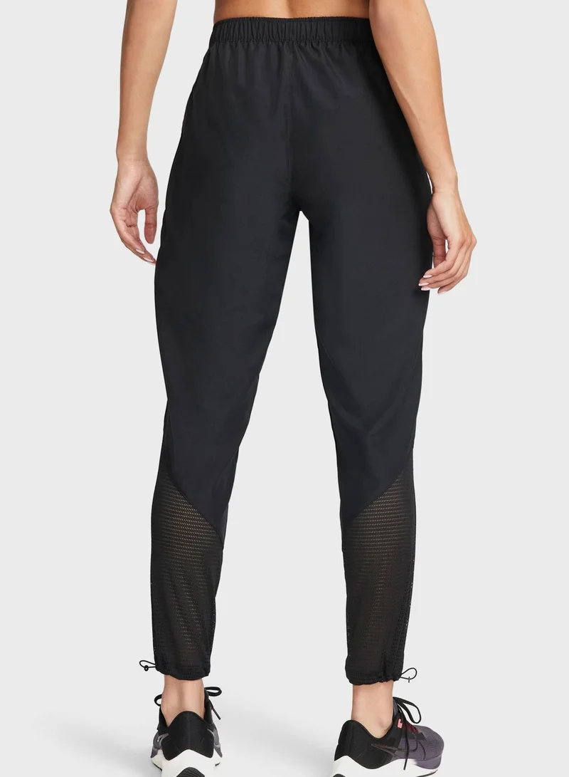 Nike Dri-Fit Swoosh Run Sweatpants