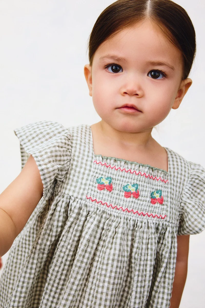 اتش اند ام فستان قطني بقصّة على شكل حرف A