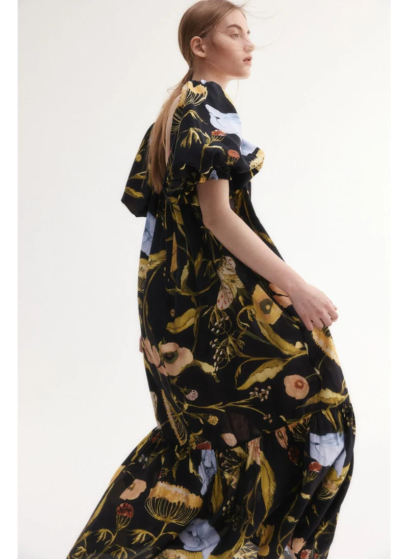اتش اند ام Square-neck maxi dress