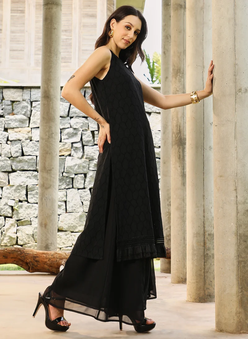  قصة Qissa Women's Midnight Black Ditsy Floral Kurta Set For Casual Wear | Halter Neck | Sleeveless | 3 Piece Kurta Set Designed With Comfort Fit For Everyday Ethnic Wear