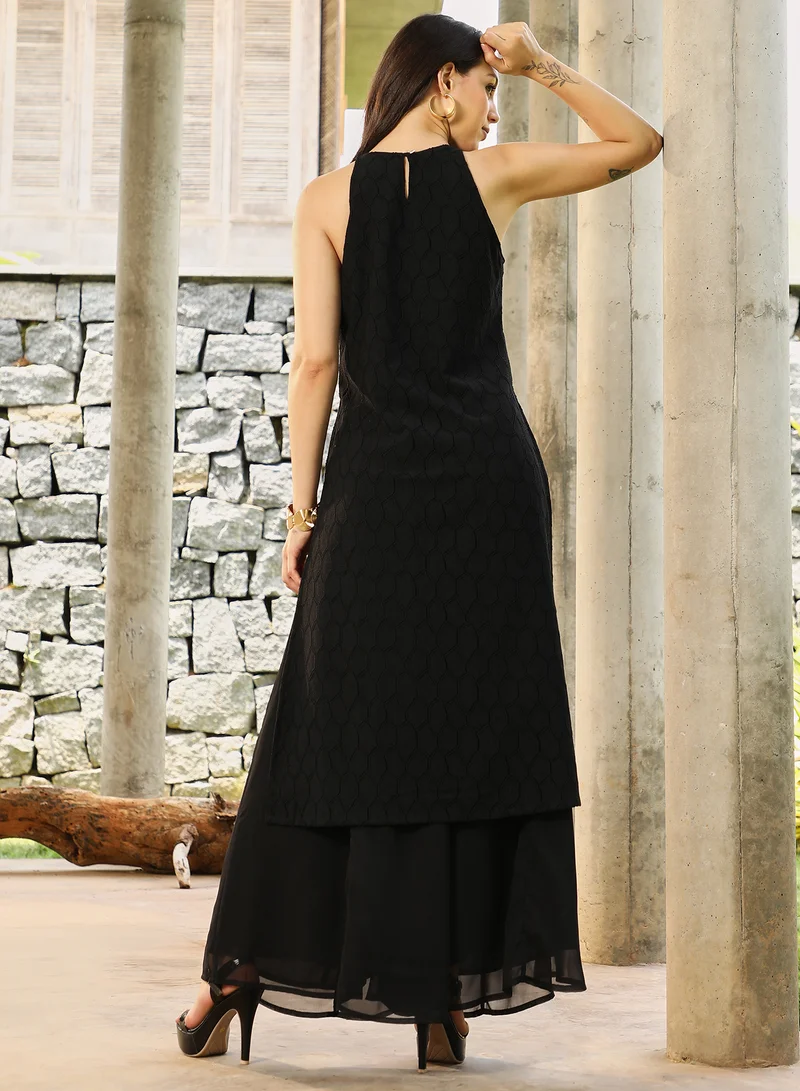  قصة Qissa Women's Midnight Black Ditsy Floral Kurta Set For Casual Wear | Halter Neck | Sleeveless | 3 Piece Kurta Set Designed With Comfort Fit For Everyday Ethnic Wear