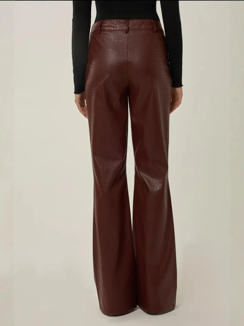 زوبعة بنطلون واسع بخصر مرتفع بنقشة جلد الثعبان