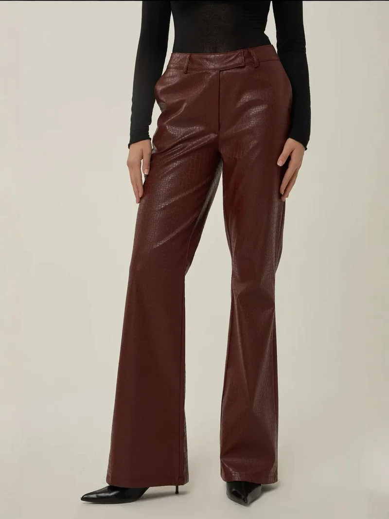 زوبعة بنطلون واسع بخصر مرتفع بنقشة جلد الثعبان