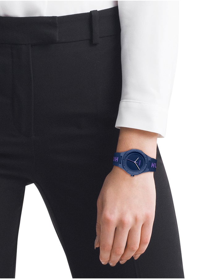 HUGO BOSS Women's Analog Round Shape Silicone Wrist Watch 1540167 - 36 Mm  - Image 4