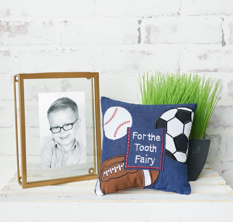 C&F Home Tooth Fairy Pillow مع Pocket for Boys Sports موضوع للبنين والبنات | Toothfairy رمي وسادة صغيرة لغرفة الأطفال | حامل أسنان الهدية المثالي لـ First Lost Tooth 8 × 8 أزرق - Image 2