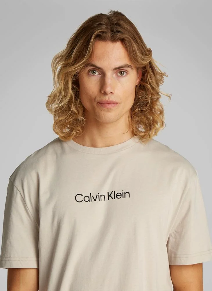 كالفن كلاين Logo Crew Neck T-Shirt