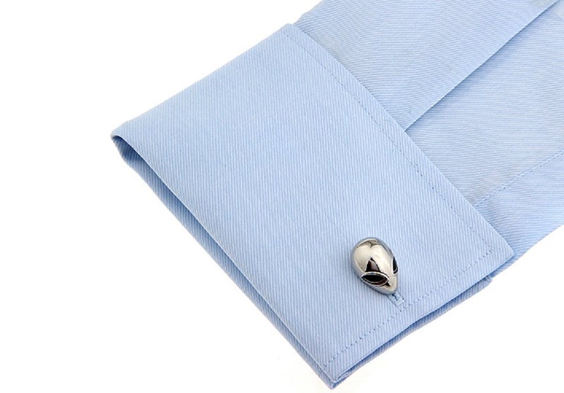 MRCUFF Alien 3D Head Pair of Cufflinks in a Presentation Gift Box & Polishing Cloth - Image 3