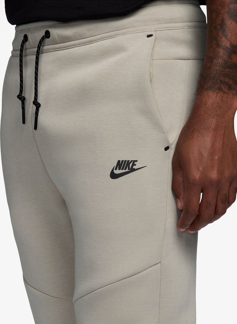 Nike Tech Fleece Joggers - Image 3