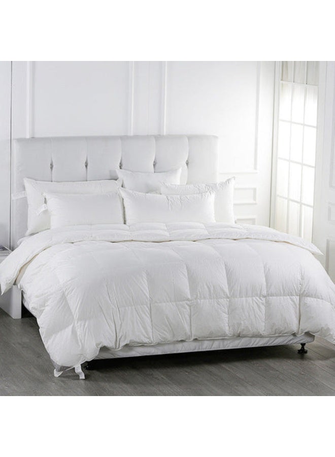 E.V.A E.V.A. Luxury Goose Down Duvet  - Image 1