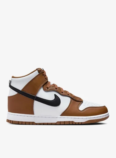 نايكي دنك هاي إن إن