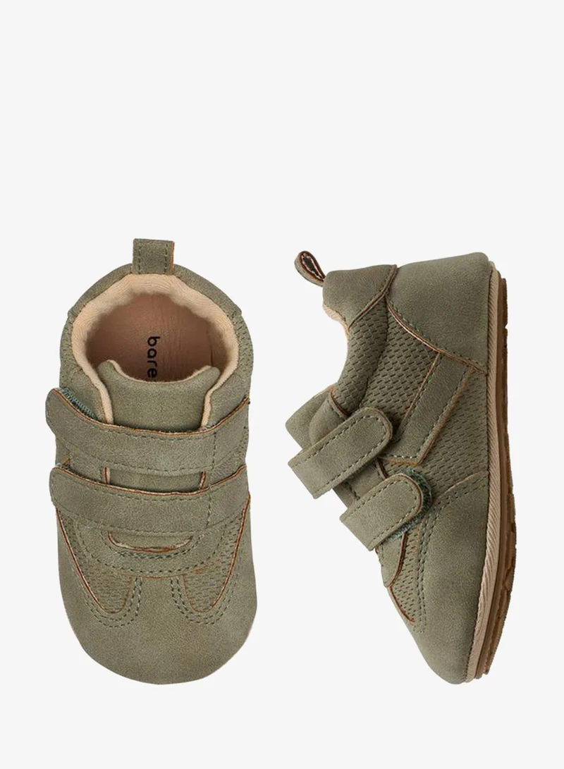 Barefeet Booties with Hook & Loop Closure