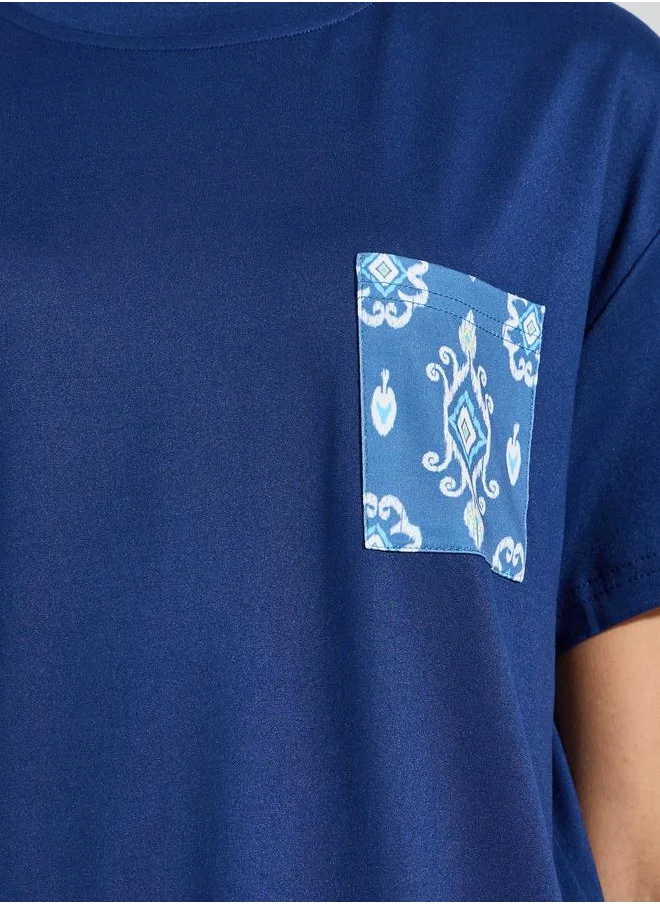 ستايلي Ikkat Print Pocket T-Shirt & Pyjama Set