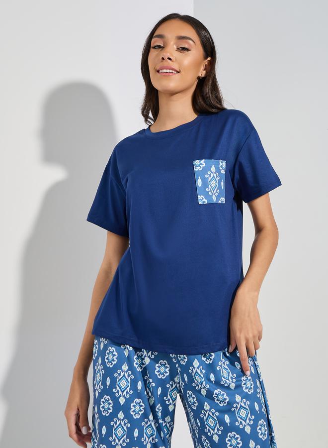 Styli Ikkat Print Pocket T-Shirt & Pyjama Set  - Image 3