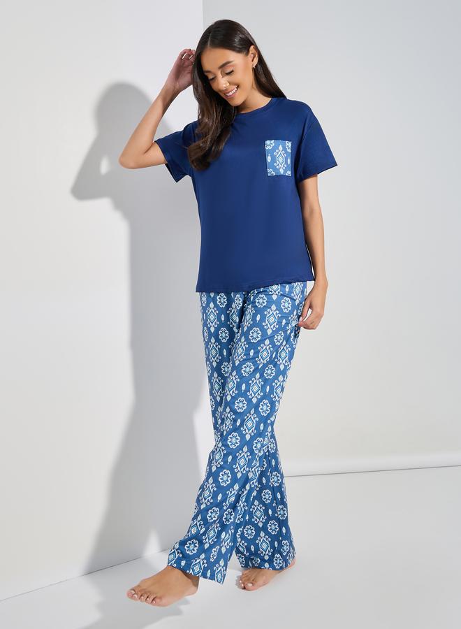Styli Ikkat Print Pocket T-Shirt & Pyjama Set  - Image 2