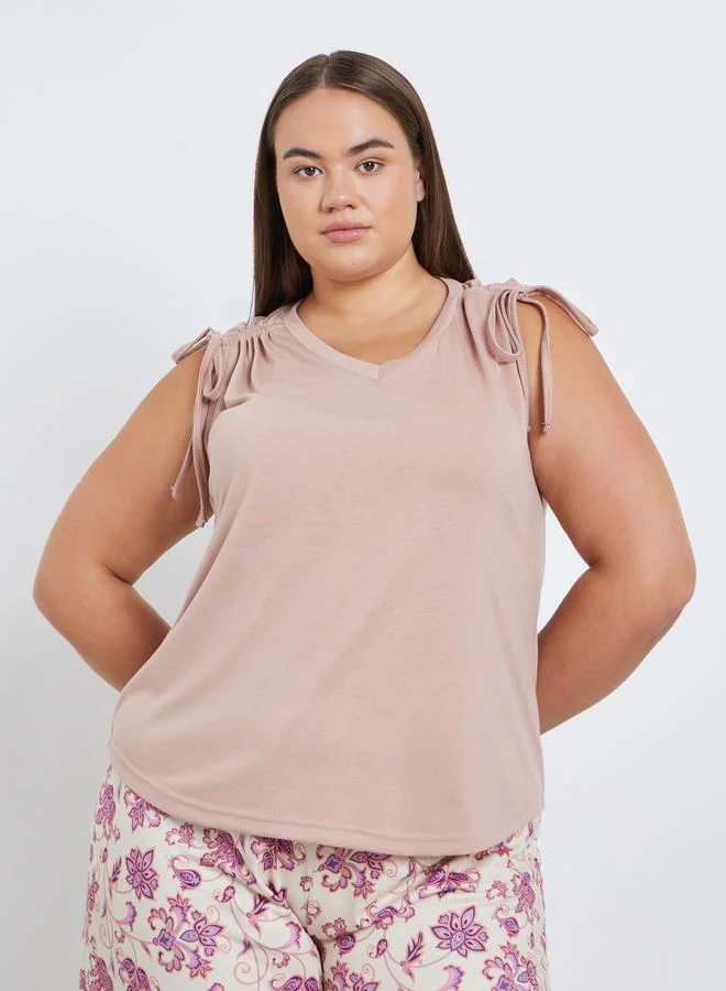 Styli Styli Plus Ruched Shoulder Tank and Floral Pyjama Set