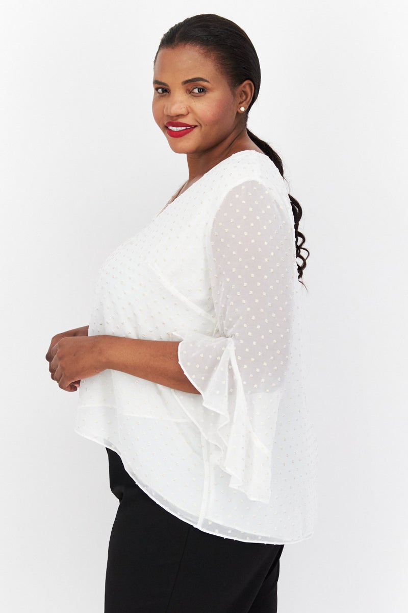 VINCE CAMUTO Women Plus Size V-Neck Flutter Sleeve Swiss Dot Blouse, Ivory - Image 4