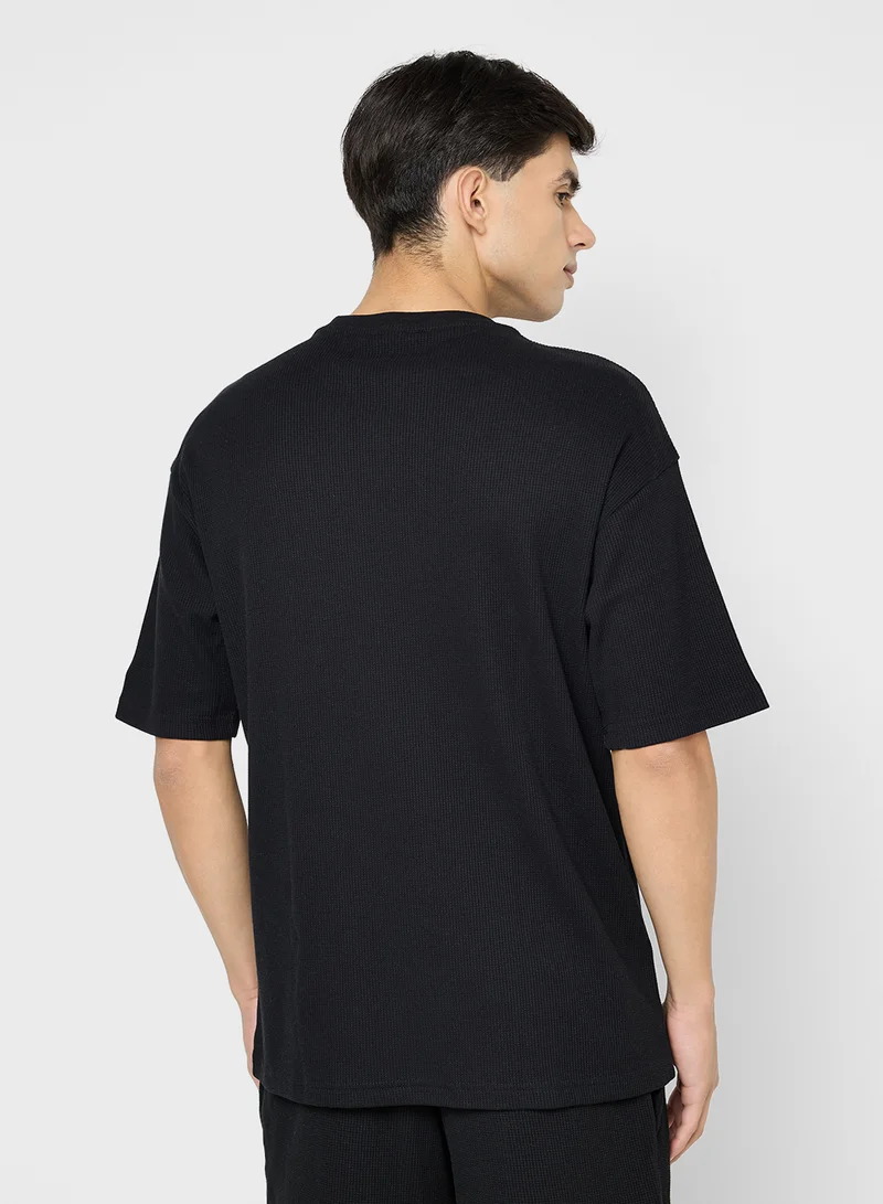 NEW ERA Waffle Oversized T-Shirt
