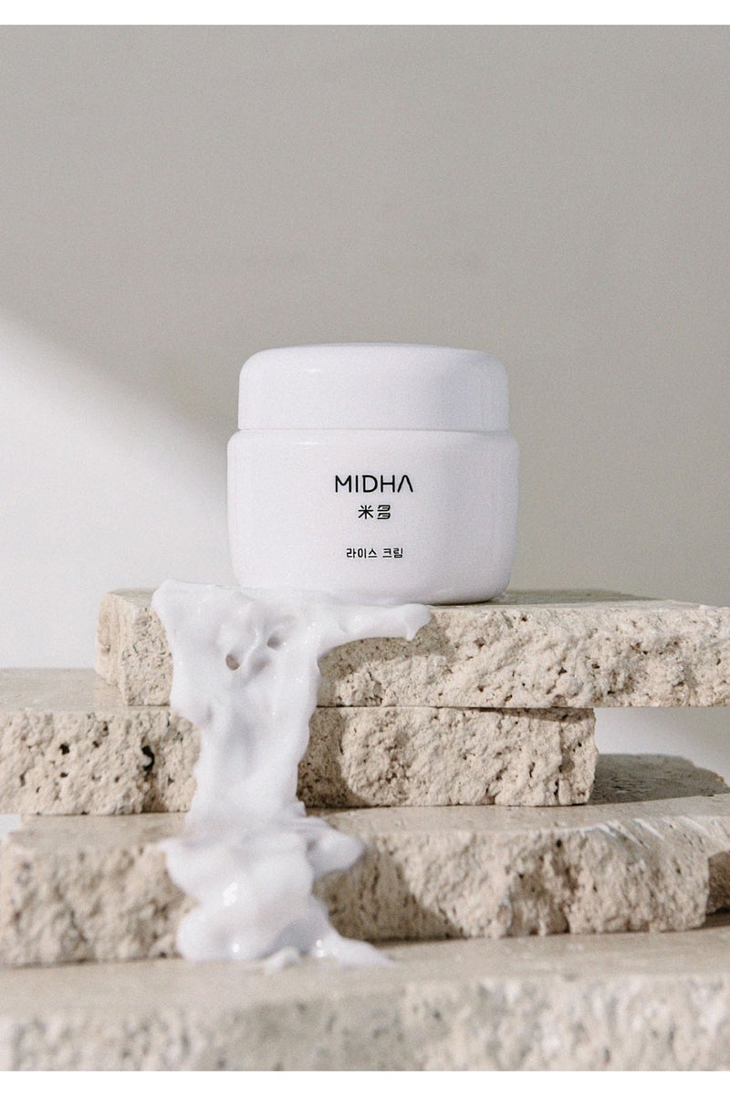 MIDHA Rice Cream 50ml Offers deep, lightweight hydration and glowing radiance. Enhance skin elasticity and delivers glowing skin.  Strengthens the skin barrier and smooths texture for a supple and balanced feel.  This cream absorbs quickly without greasiness, making it ideal for sensitive or dehydrated skin. - Image 1