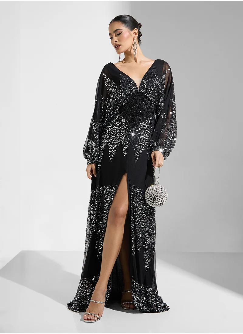 نمشي x Plunge Neck Embellished Evening Dress With Slit