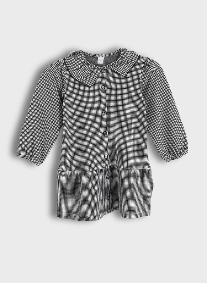 ال سي وايكيكي فستان بناتي رضّع بياقة دائرية بنقشة كارو - Image 1