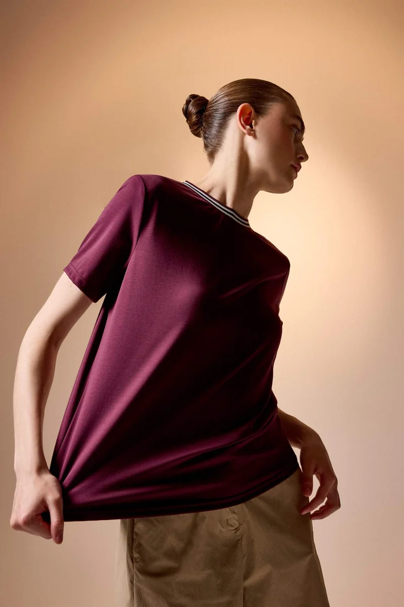 ديفاكتو Standard Fit Sports Silk Polo T-Shirt