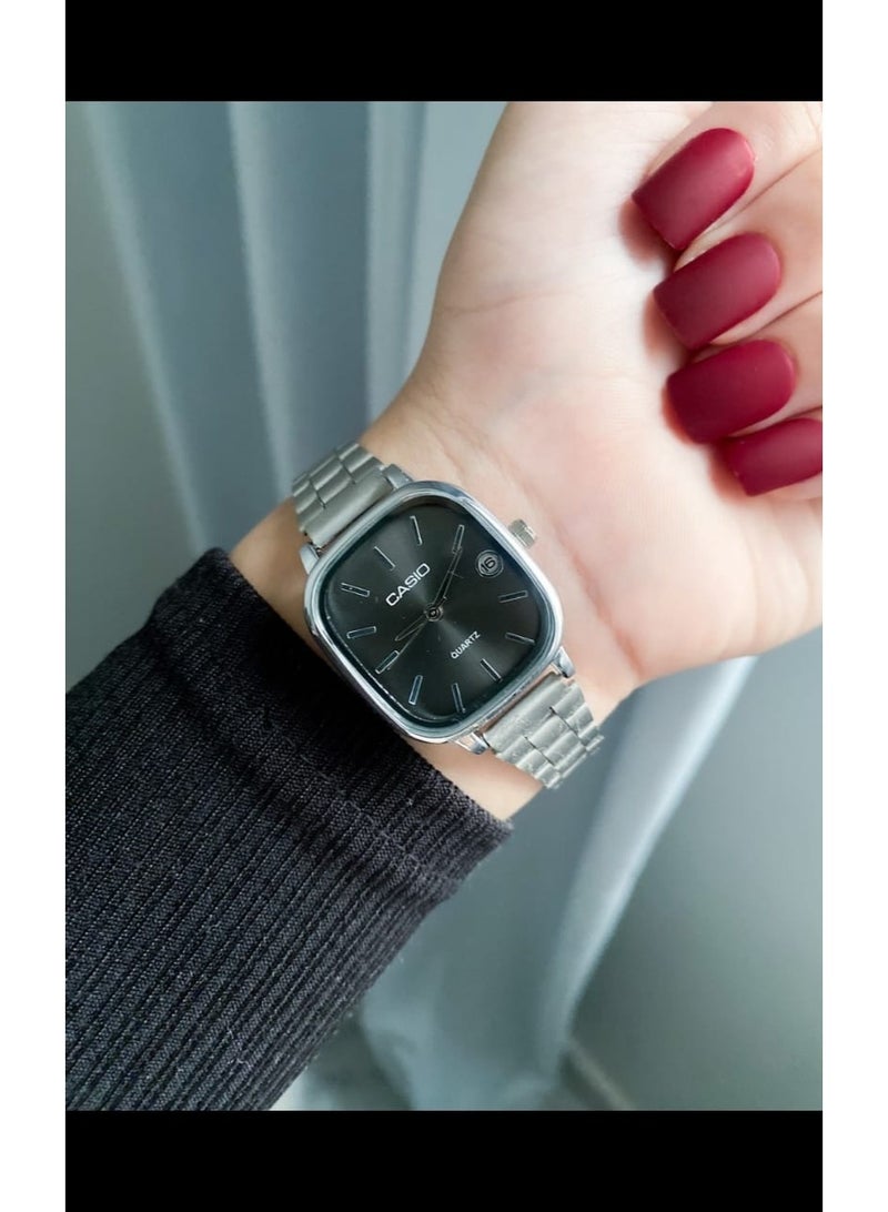 watch for women Metal with calendar