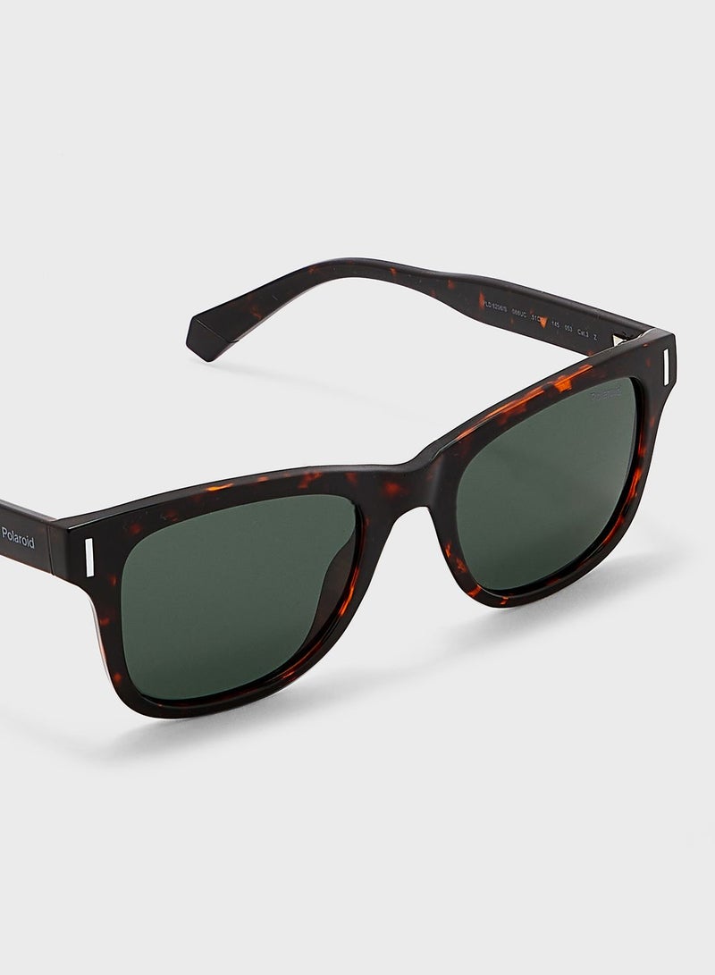 Polaroid Wayfarers Sunglasses - Image 3