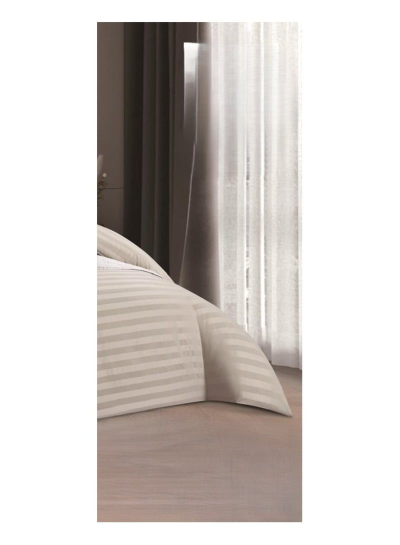 مارك مفرش نفرين فندقي ملكي ليمنحك الاناقة والراحه من اجود أنواع الخامات مقاس 240*260سم - Image 4