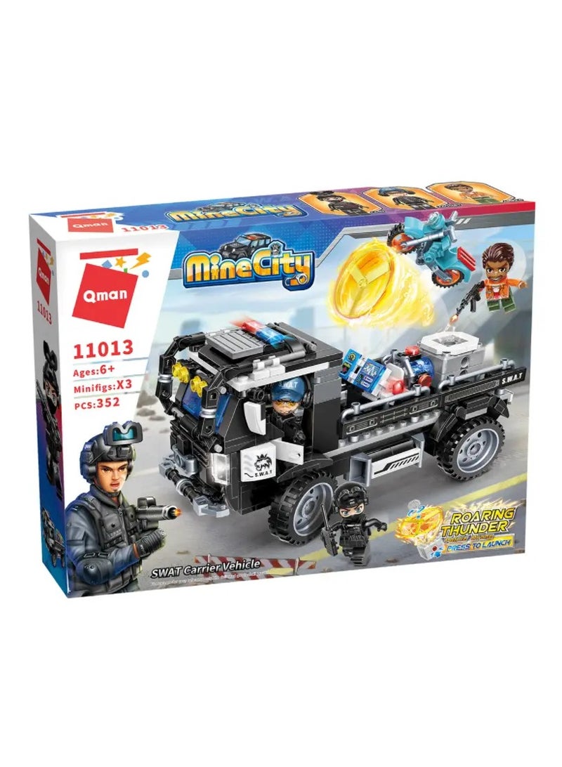 Qman Mine City Police Armored Truck  352 Pieces - C11013  - Image 1