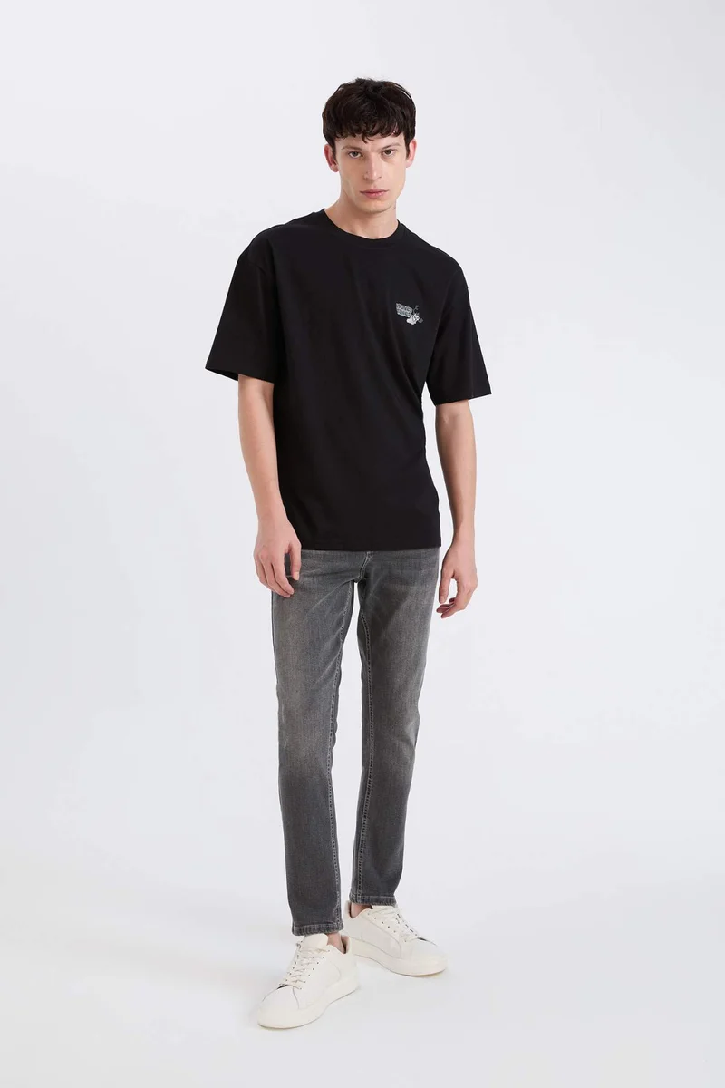 ديفاكتو Looney Tunes Boxy Fit Crew Neck Back Printed T-Shirt