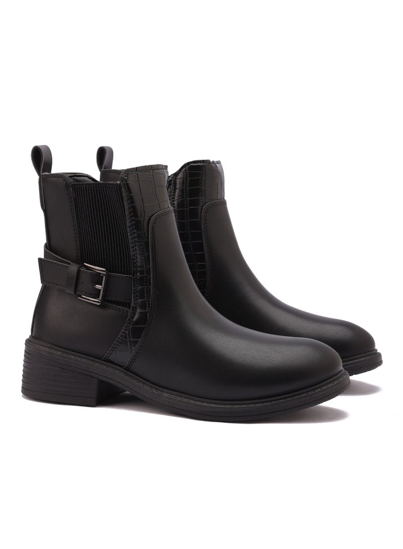 Stylish short women's boots made of imported leather - available in different sizes and colors - Image 1