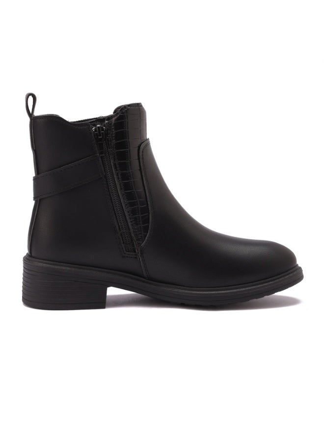 Stylish short women's boots made of imported leather - available in different sizes and colors - Image 4