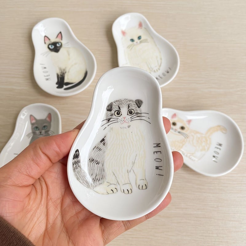 Creative Ceramic Kitten Small Plate Snack Dish Sauce Spoon Rest Decorative Tableware - Image 1