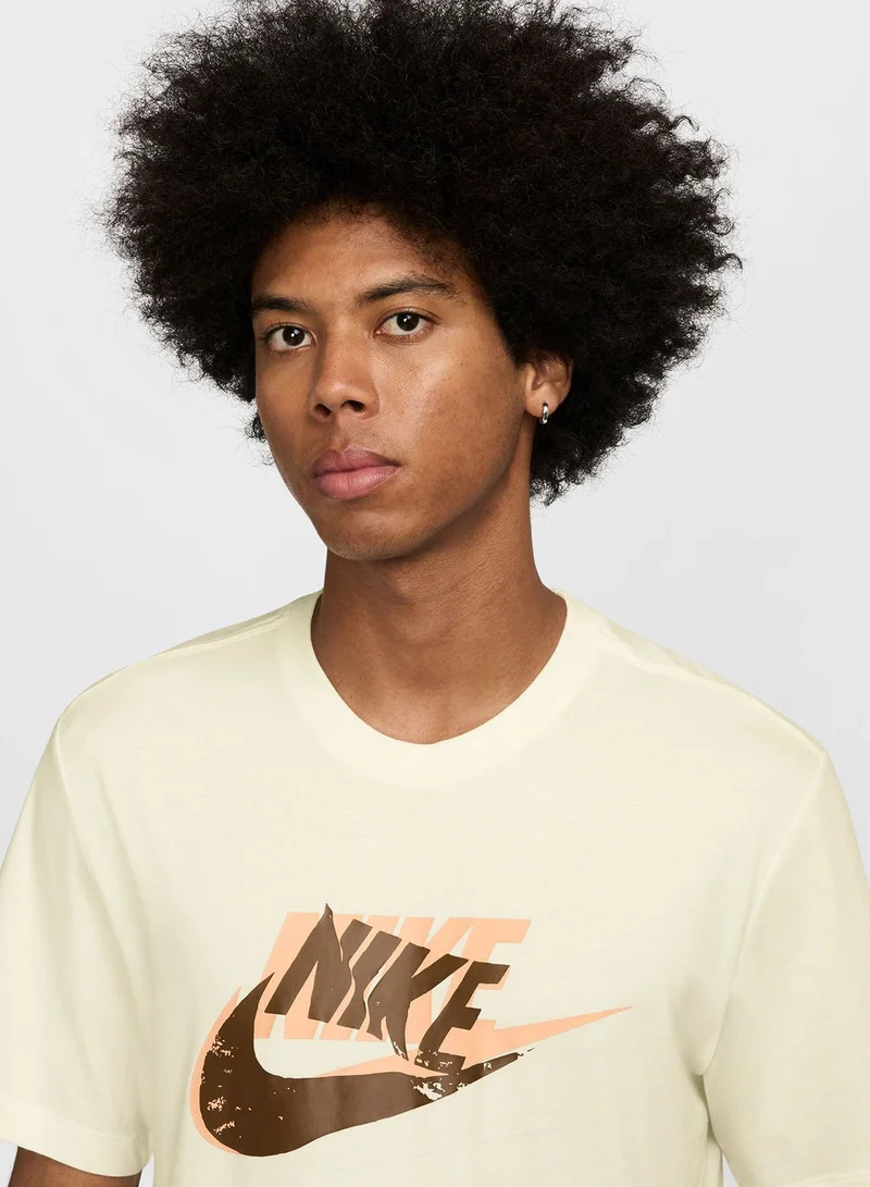 Nike Nsw Futura T-Shirt