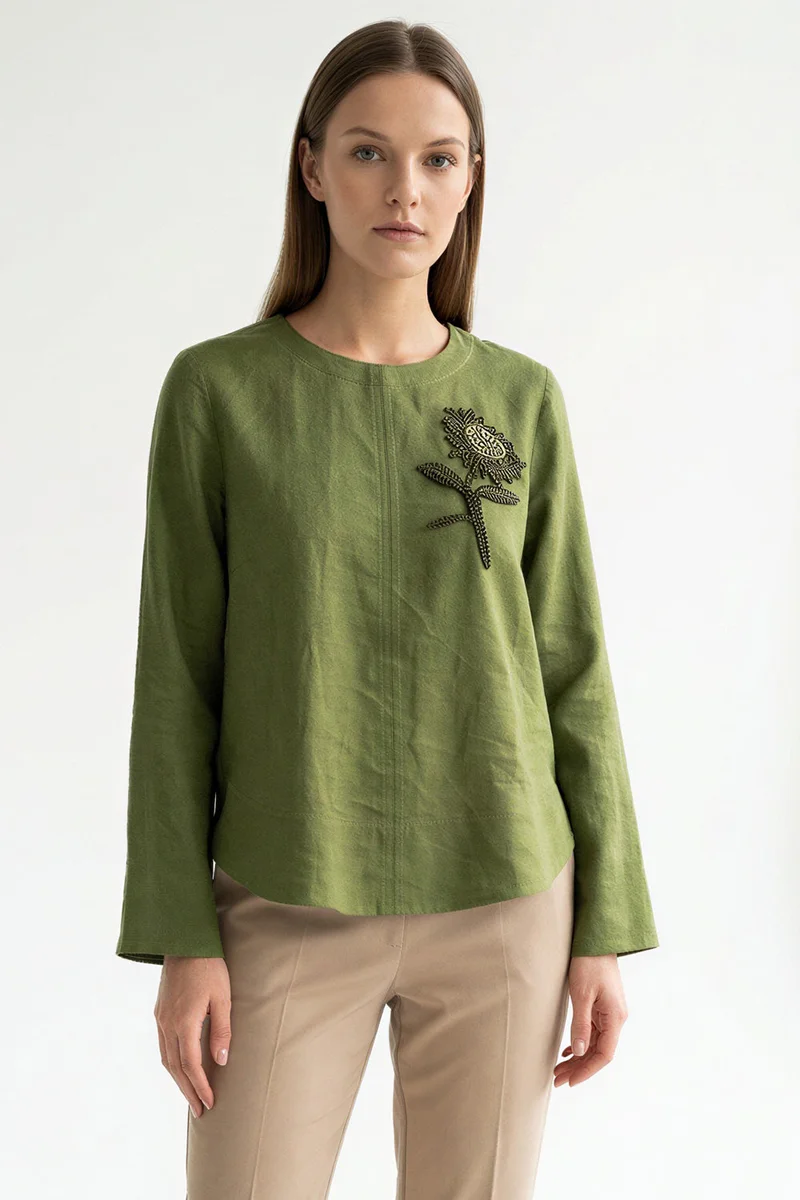 Exquise Crew Neck Long Sleeve Embroidered Collar Linen Regular Blouse