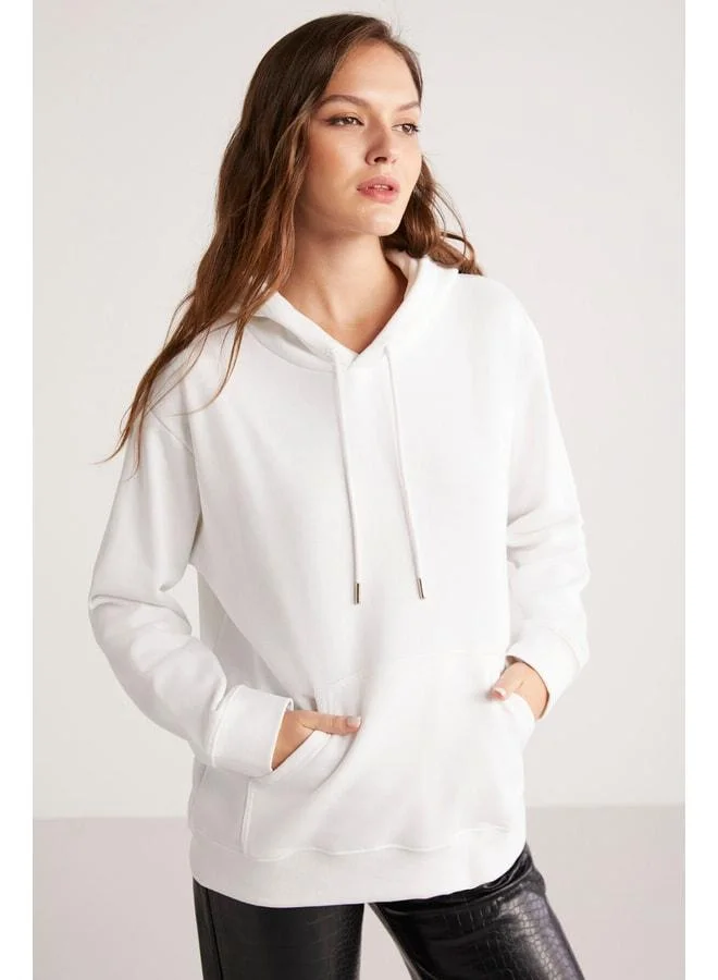 Ethiquet TEREZA Women's White Sweatshirt.